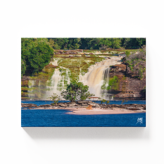 Salto Ucaima en la Laguna de Canaima
