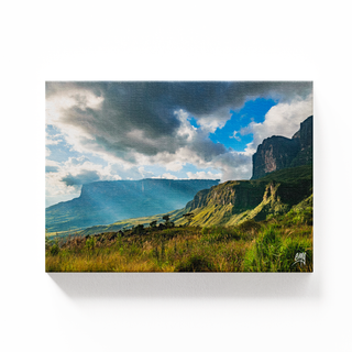 Atardecer desde el campamento Base del Tepuy Roraima